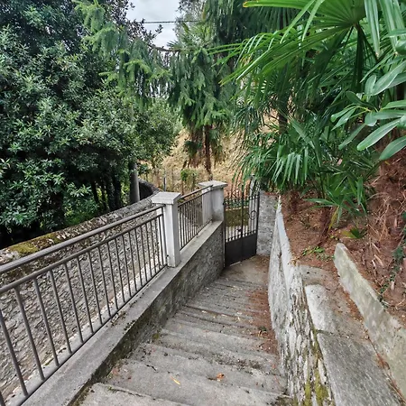 Flora Lakeview Apartment Limonta